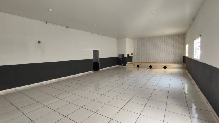 Sala Comercial à Venda, 290 m² em Cidade Alta - Cuiabá