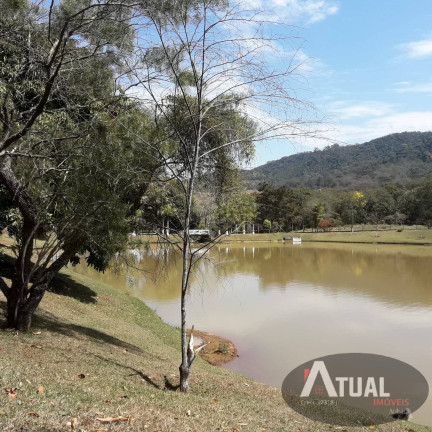 Imagem Chácara com 8 Quartos à Venda, 600 m² em Centro - Piracaia