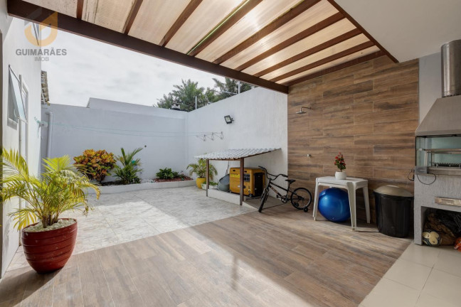 Imagem Casa com 5 Quartos à Venda, 300 m² em Miragem - Lauro De Freitas Imagem Casa com 5 Quartos à Venda, 300 m² em Miragem - Lauro De Freitas