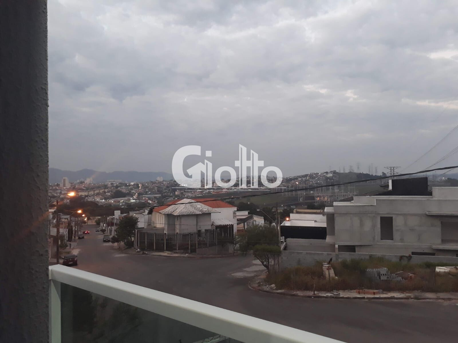 Imagem Sobrado com 3 Quartos à Venda, 95 m² em Residencial Algarve - Mogi Das Cruzes