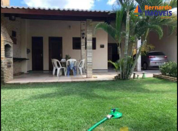 Imagem Casa com 3 Quartos à Venda, 216 m² em Planalto - Cascavel