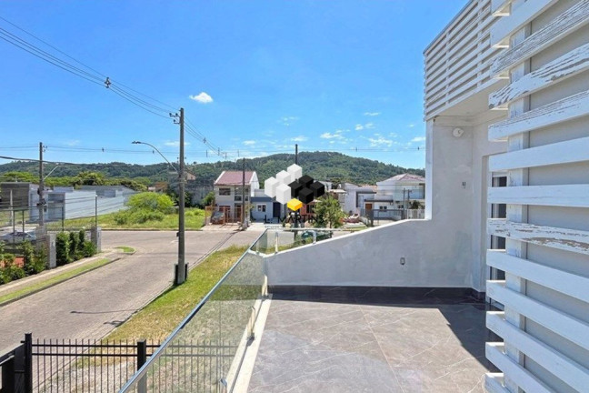 Imagem Casa com 2 Quartos à Venda, 170 m² em Hípica - Porto Alegre Imagem Casa com 2 Quartos à Venda, 170 m² em Hípica - Porto Alegre