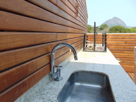 Imagem Imóvel com 3 Quartos para Alugar, 250 m² em Jardim Botânico - Rio De Janeiro Imagem Imóvel com 3 Quartos para Alugar, 250 m² em Jardim Botânico - Rio De Janeiro
