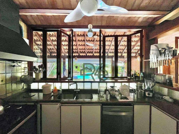 Imagem Casa com 3 Quartos à Venda, 363 m² em Fazendinha - Carapicuíba Imagem Casa com 3 Quartos à Venda, 363 m² em Fazendinha - Carapicuíba