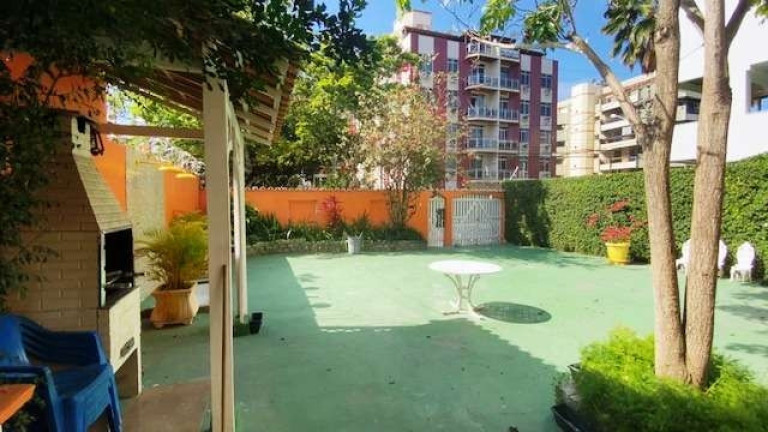 Imagem Casa com 11 Quartos à Venda, 372 m² em Passagem - Cabo Frio Imagem Casa com 11 Quartos à Venda, 372 m² em Passagem - Cabo Frio