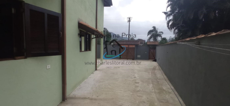 Imagem Casa com 4 Quartos à Venda, 211 m² em Praia Da Lagoinha - Ubatuba