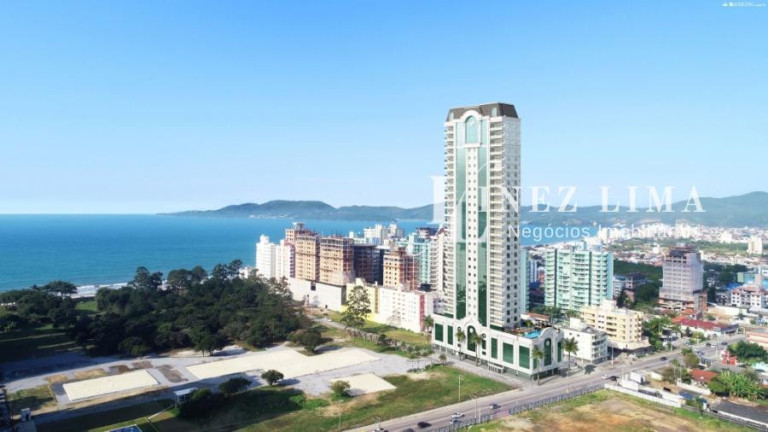 Apartamento com 4 Quartos à Venda, 183 m² em Meia Praia - Itapema