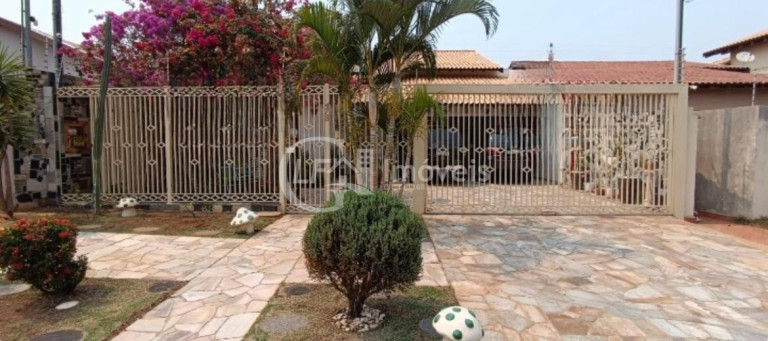 Casa com 3 Quartos à Venda, 484 m² em Carandá Bosque - Campo Grande