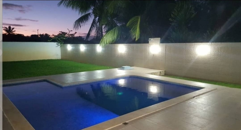 Imagem Casa com 4 Quartos à Venda, 400 m² em Barra Do Jacuipe - Camaçari
