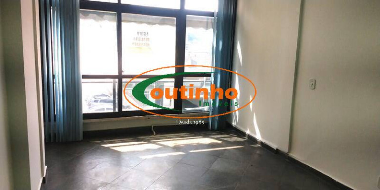Imagem Imóvel Comercial à Venda, 25 m² em Vila Isabel - Rio De Janeiro Imagem Imóvel Comercial à Venda, 25 m² em Vila Isabel - Rio De Janeiro