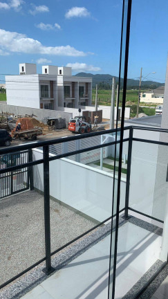 Imagem Sobrado com 2 Quartos à Venda, 70 m² em Areias - Tijucas
