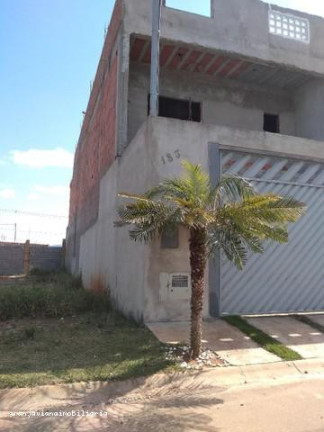 Imagem Casa à Venda, em Jardim Vitoria - Cotia Imagem Casa à Venda, em Jardim Vitoria - Cotia