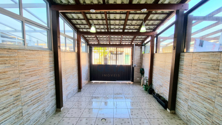 Sobrado com 2 Quartos à Venda, 75 m² em Santa Regina  - Camboriú