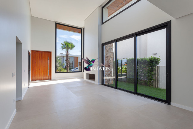 Imagem Casa de Condomínio com 3 Quartos à Venda, 256 m² em Centenário - Torres