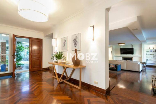 Imóvel com 4 Quartos à Venda, 1.250 m² em Brooklin Paulista - São Paulo