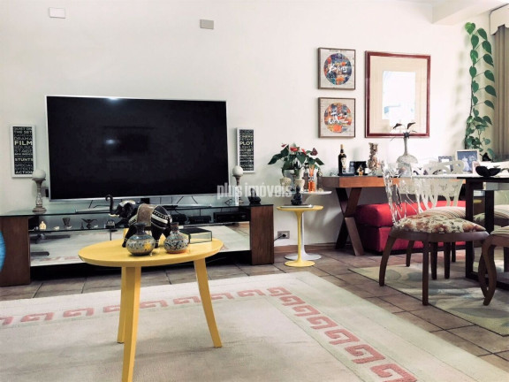 Casa com 3 Quartos à Venda, 150 m² em Mirandópolis - São Paulo