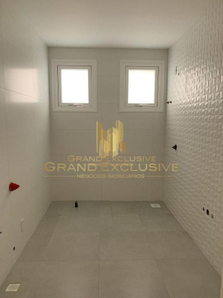 Imagem Apartamento com 3 Quartos à Venda, 137 m² em Centro - Balneário Camboriú Imagem Apartamento com 3 Quartos à Venda, 137 m² em Centro - Balneário Camboriú