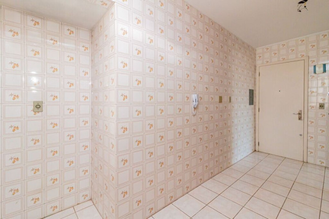 Imagem Apartamento com 3 Quartos à Venda, 110 m² em Três Figueiras - Porto Alegre