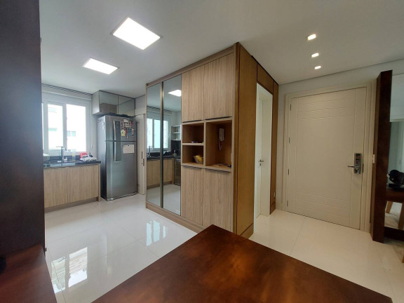 Imagem Apartamento com 3 Quartos à Venda, 122 m² em Agronômica - Florianópolis Imagem Apartamento com 3 Quartos à Venda, 122 m² em Agronômica - Florianópolis