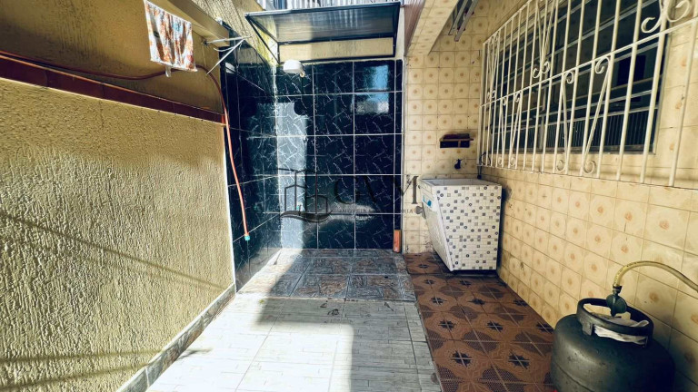 Imagem Casa com 2 Quartos à Venda, 75 m² em Caiçara - Praia Grande Imagem Casa com 2 Quartos à Venda, 75 m² em Caiçara - Praia Grande