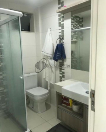 Imagem Imóvel com 2 Quartos à Venda, em Icaraí - Niterói Imagem Imóvel com 2 Quartos à Venda, em Icaraí - Niterói