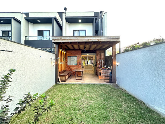 Imagem Casa com 3 Quartos à Venda, 148 m² em Saguaçu - Joinville Imagem Casa com 3 Quartos à Venda, 148 m² em Saguaçu - Joinville
