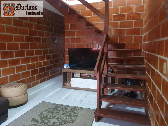 Sobrado com 2 Quartos à Venda, 70 m² em Pontal De Santa Marina - Caraguatatuba