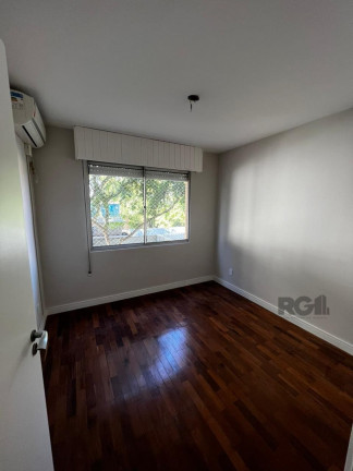 Imagem Apartamento com 3 Quartos à Venda, 120 m² em Petrópolis - Porto Alegre Imagem Apartamento com 3 Quartos à Venda, 120 m² em Petrópolis - Porto Alegre