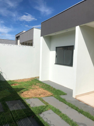 Imagem Casa com 3 Quartos à Venda, 89 m² em São Francisco - Campo Grande Imagem Casa com 3 Quartos à Venda, 89 m² em São Francisco - Campo Grande