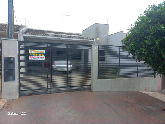 Imagem Casa com 3 Quartos à Venda, 130 m² em Jardim Petrópolis - Arapongas Imagem Casa com 3 Quartos à Venda, 130 m² em Jardim Petrópolis - Arapongas