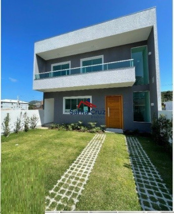 Sobrado com 3 Quartos à Venda, 224 m² em Ingleses Do Rio Vermelho - Florianópolis