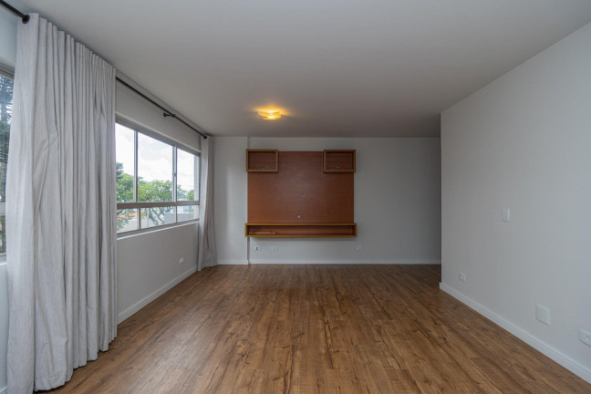 Imagem Apartamento com 2 Quartos para Alugar, 116 m² em água Verde - Curitiba