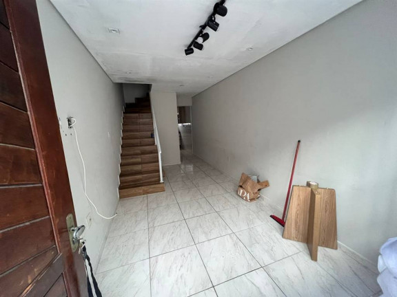 Imagem Casa de Condomínio com 2 Quartos à Venda, 60 m² em Guilhermina - Praia Grande