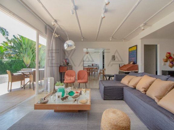 Imagem Casa com 3 Quartos à Venda, 485 m² em Cidade Jardim - São Paulo Imagem Casa com 3 Quartos à Venda, 485 m² em Cidade Jardim - São Paulo