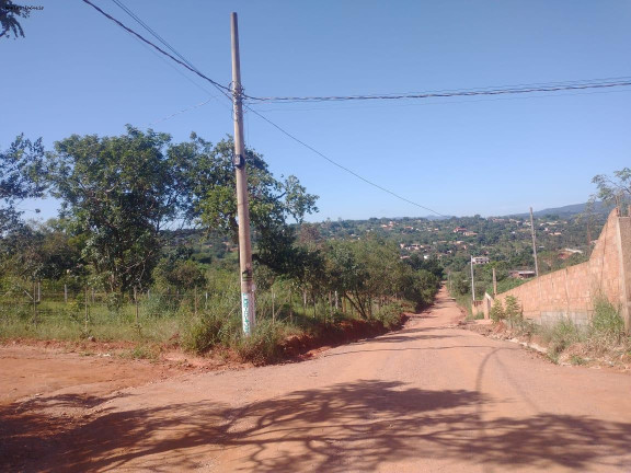 Imagem Terreno à Venda, 360 m² em Vivenda Do Vale. - Mateus Leme