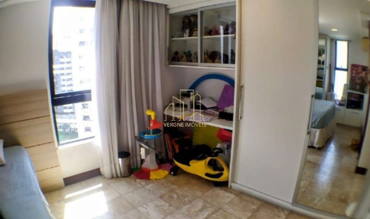 Imagem Imóvel com 4 Quartos à Venda, 492 m² em Pituba - Salvador Imagem Imóvel com 4 Quartos à Venda, 492 m² em Pituba - Salvador