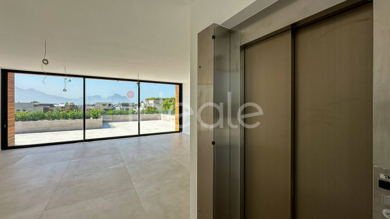Imagem Casa de Condomínio com 5 Quartos à Venda, em Barra Da Tijuca - Rio De Janeiro Imagem Casa de Condomínio com 5 Quartos à Venda, em Barra Da Tijuca - Rio De Janeiro
