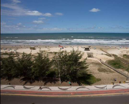 Imagem Apartamento com 4 Quartos à Venda, 111 m² em Centro - Capão Da Canoa Imagem Apartamento com 4 Quartos à Venda, 111 m² em Centro - Capão Da Canoa