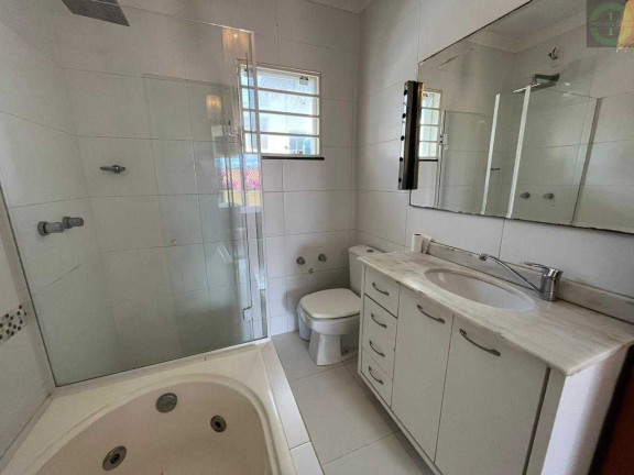 Imagem Sobrado com 3 Quartos à Venda, 12.845 m² em Ronda - Ponta Grossa