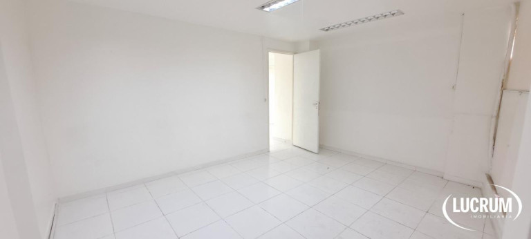Sala Comercial à Venda, 130 m² em Copacabana - Rio De Janeiro
