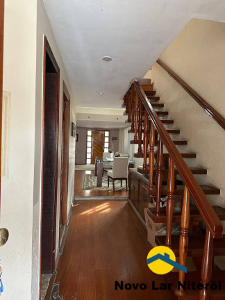 Imagem Casa com 3 Quartos à Venda, 302 m² em Piratininga - Niterói