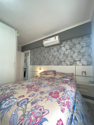 Imagem Apartamento com 3 Quartos à Venda, 65 m² em Vila Ipiranga - Porto Alegre