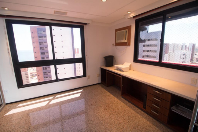 Imagem Apartamento com 4 Quartos à Venda, 305 m² em Meireles - Fortaleza Imagem Apartamento com 4 Quartos à Venda, 305 m² em Meireles - Fortaleza