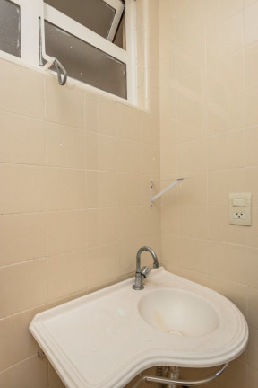 Imagem Imóvel com 2 Quartos à Venda, 79 m² em Menino Deus - Porto Alegre Imagem Imóvel com 2 Quartos à Venda, 79 m² em Menino Deus - Porto Alegre