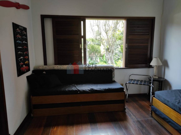 Imagem Casa com 3 Quartos à Venda, 210 m² em Albuquerque - Teresópolis Imagem Casa com 3 Quartos à Venda, 210 m² em Albuquerque - Teresópolis