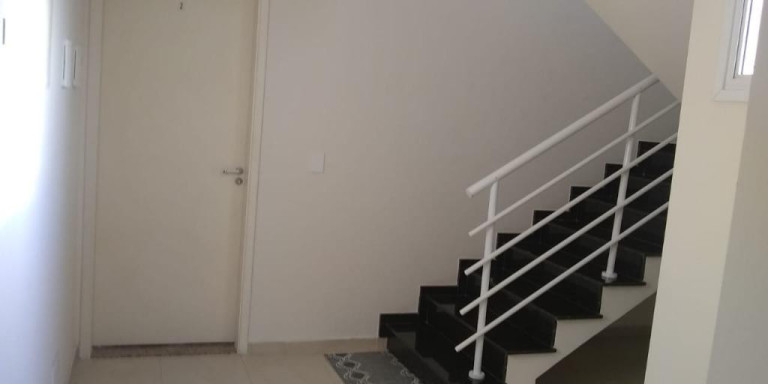 Imagem Kitnet com 1 Quarto para Alugar, 35 m² em Jardim Santa Helena - Suzano Imagem Kitnet com 1 Quarto para Alugar, 35 m² em Jardim Santa Helena - Suzano