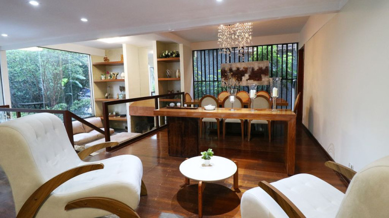 Imagem Casa com 5 Quartos à Venda, 337 m² em Vila Mariana - São Paulo Imagem Casa com 5 Quartos à Venda, 337 m² em Vila Mariana - São Paulo