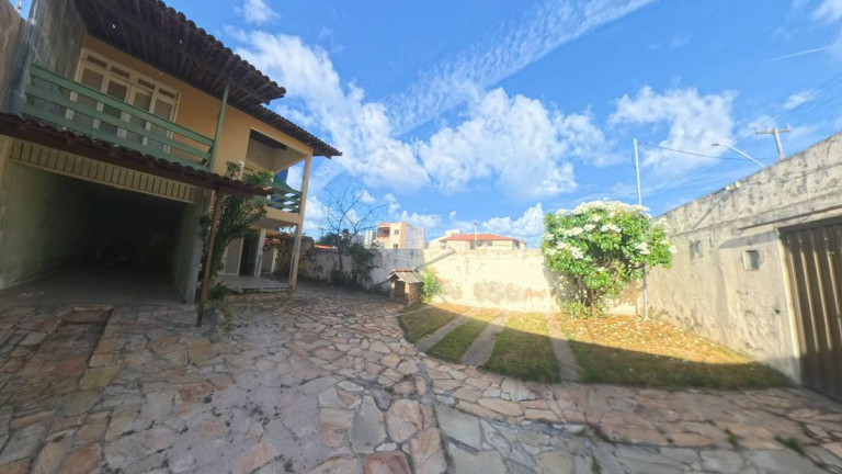 Imagem Casa com 5 Quartos à Venda, em Coroa Do Meio - Aracaju Imagem Casa com 5 Quartos à Venda, em Coroa Do Meio - Aracaju
