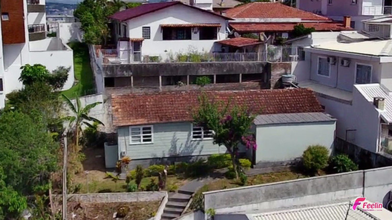 Imagem Terreno à Venda, 358 m² em Coqueiros - Florianópolis Imagem Terreno à Venda, 358 m² em Coqueiros - Florianópolis