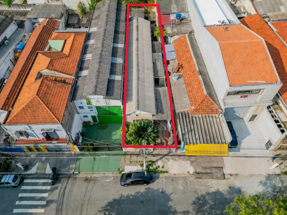 Imagem Casa com 7 Quartos à Venda, 150 m² em Vila Anastácio - São Paulo